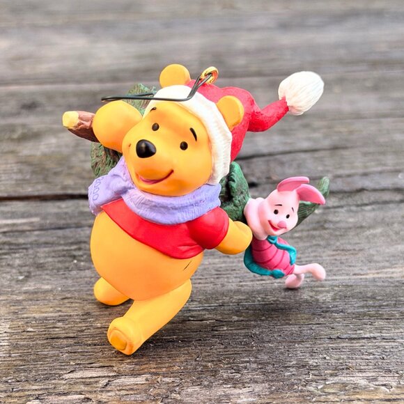 Vintage Lot Of 5 Winnie The Pooh Christmas Ornaments Hallmark and Disney Light - Picture 6 of 15